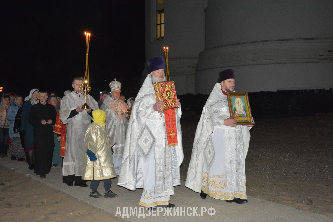 Около 800 православных христиан Дзержинска встретили праздник Светлой Пасхи  в Соборном храме | 17.04.2023 | Дзержинск - БезФормата